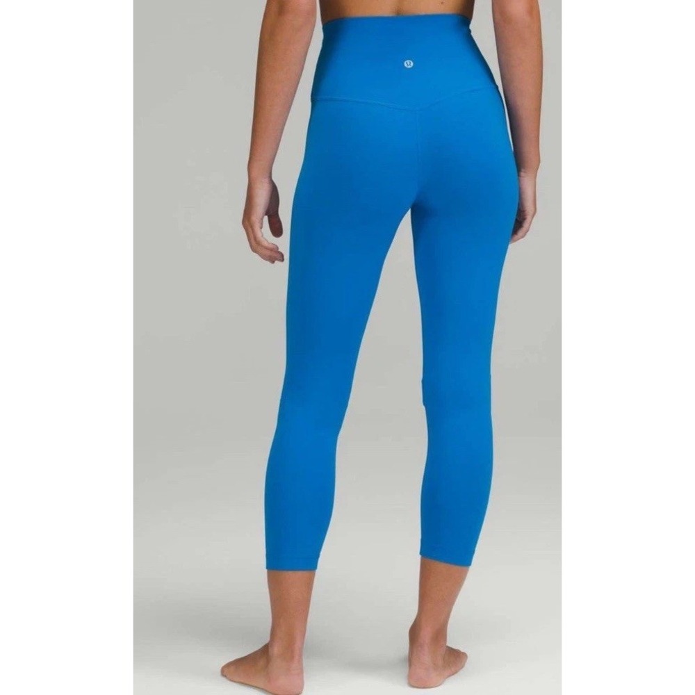 lululemon athletica Vibrant Blue Cropped Leggings